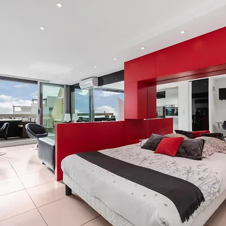 Red Coral Heliopolis Naturiste Daire *